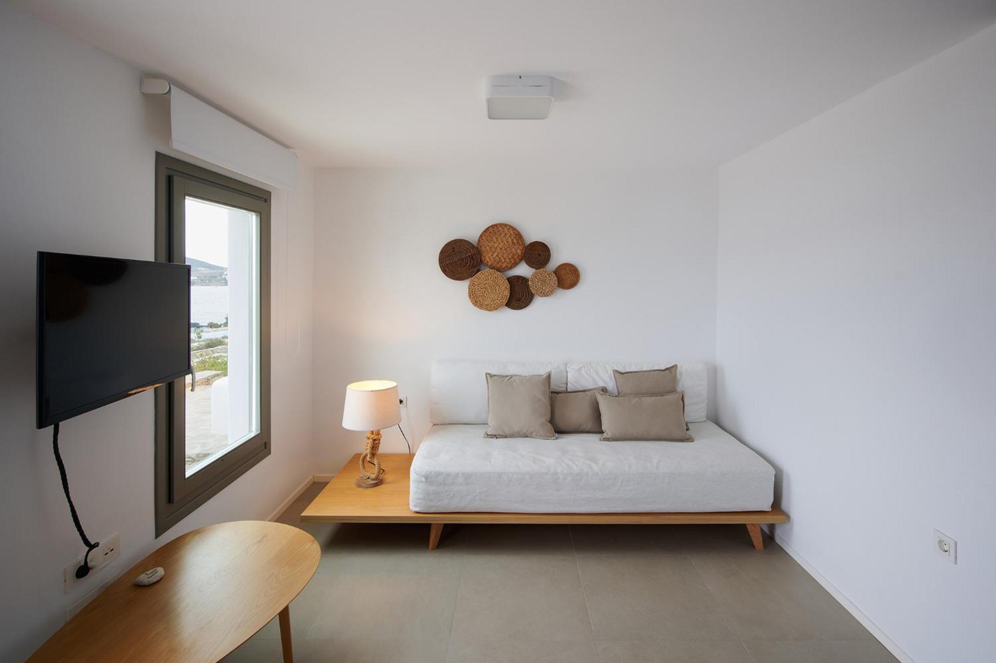Kymo Luxury Suites Paros Kolympithres Exterior photo