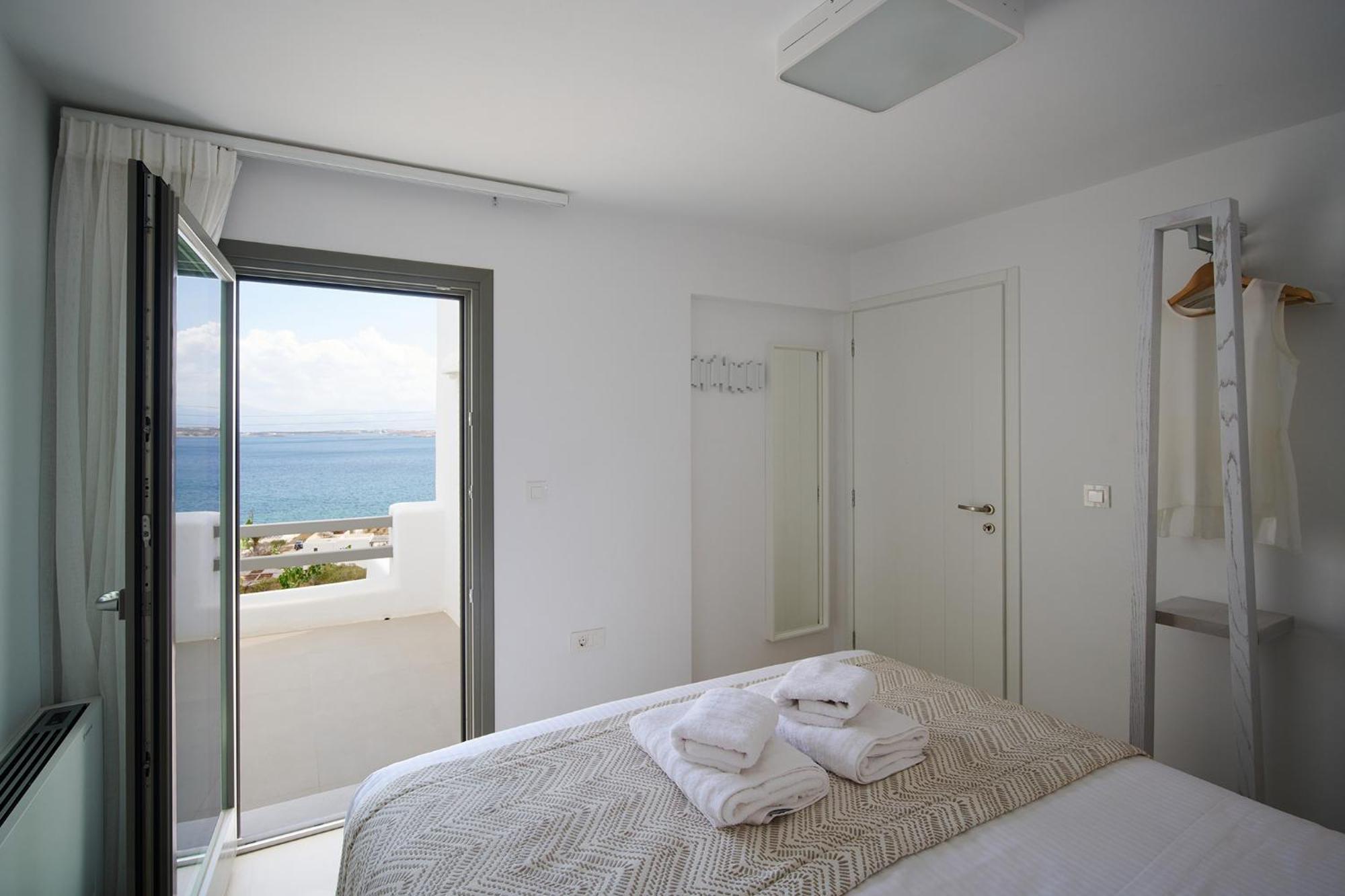 Kymo Luxury Suites Paros Kolympithres Exterior photo