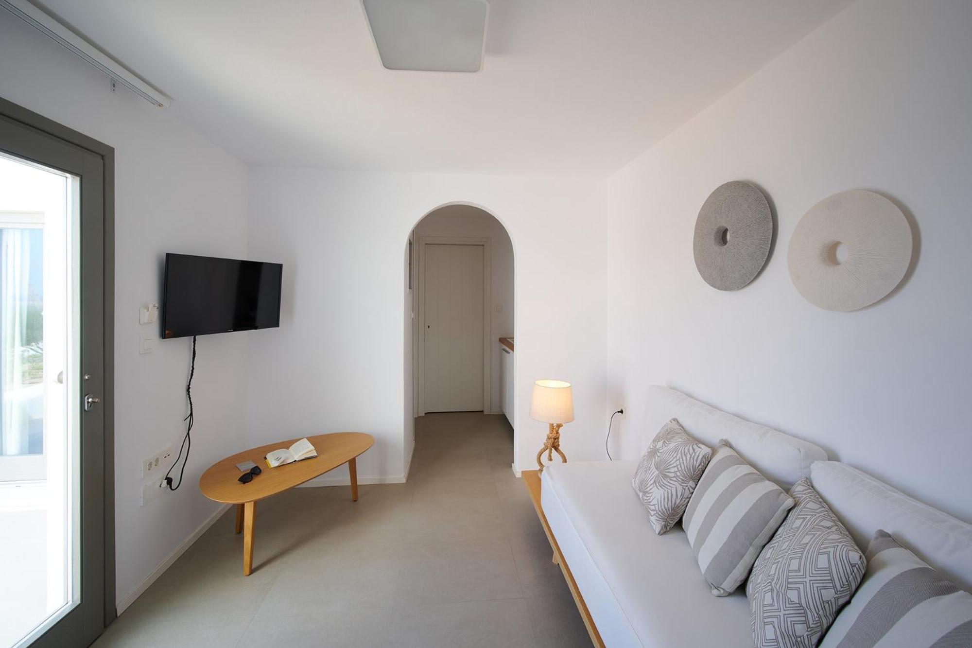 Kymo Luxury Suites Paros Kolympithres Exterior photo