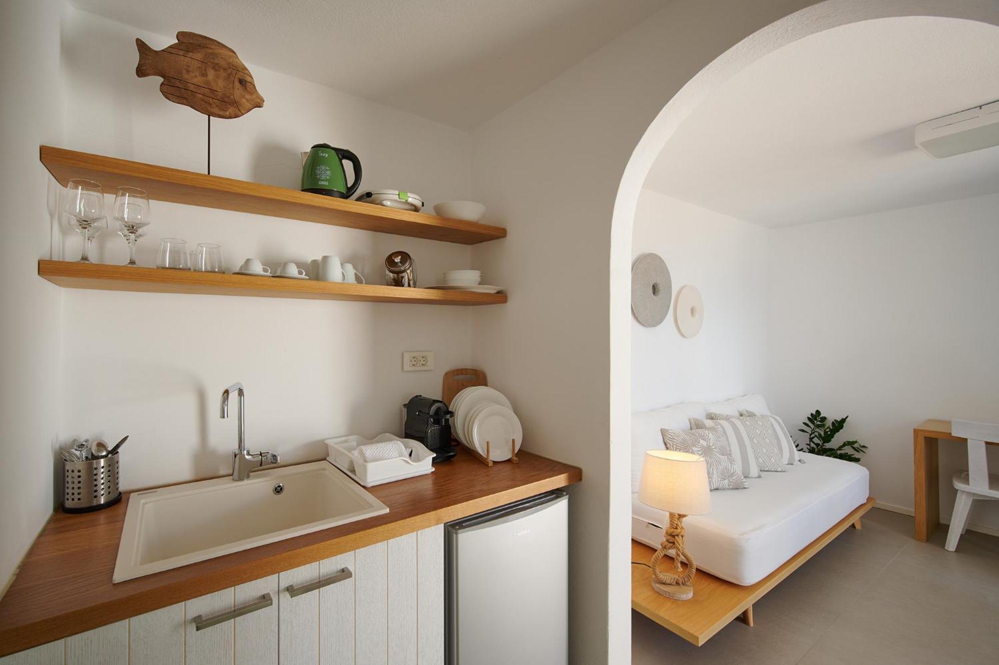 Kymo Luxury Suites Paros Kolympithres Exterior photo